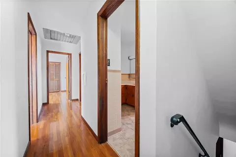 Entry Way - 905 Watt Rd, Apollo, PA 15613 photo 2 of 2