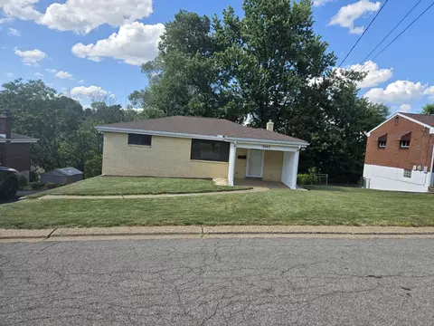 3003 Harmening, Pittsburgh, PA 15227