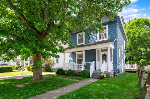 129 N Milton, Zelienople, PA 16063