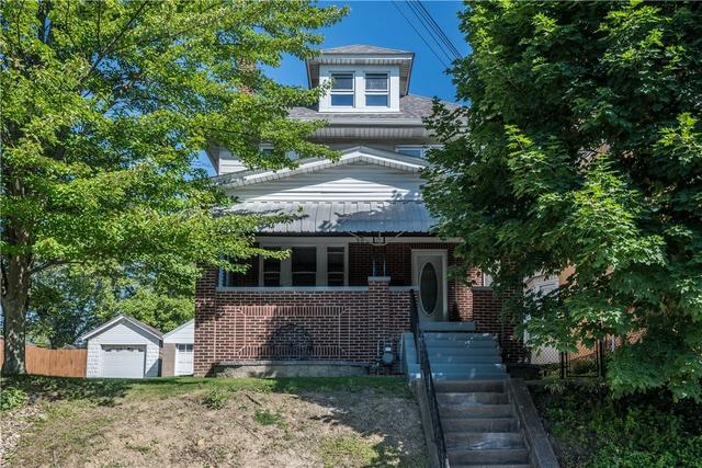 2716 Castlegate Ave, Pittsburgh, PA 15226