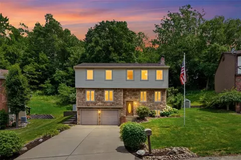 18 Kohleen Dr, Mckees Rocks, PA 15136