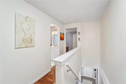 Entry Way - 435 Brookside Ct, Seven Fields, PA 16046 photo 4 of 6