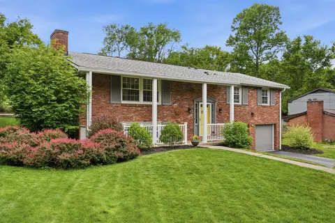 113 Farmingdale, Wexford, PA 15090