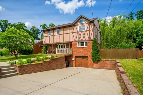 1031 Sanda Dr, Pittsburgh, PA 15227