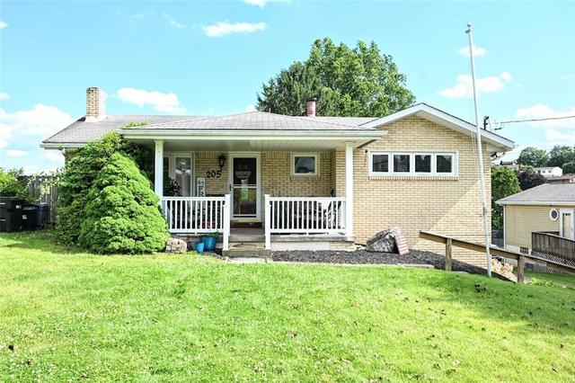 205 Highland Dr, Elizabeth, PA 15037