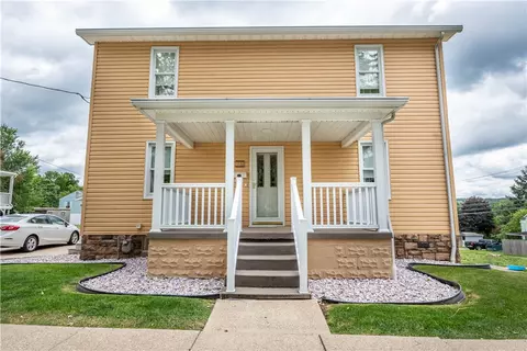 211 Cleveland St, Kittanning, PA 16201