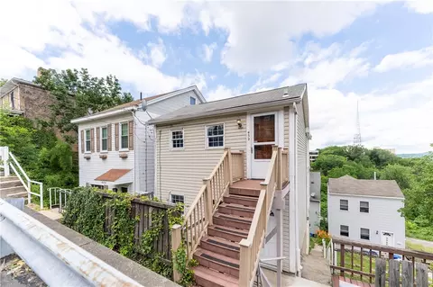 452 William St, Pittsburgh, PA 15211
