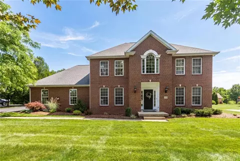 110 Timberline Dr, Washington, PA 15301