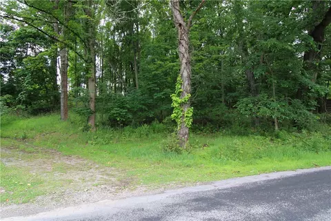 0 Campground Rd, West Middlesex, PA 16159