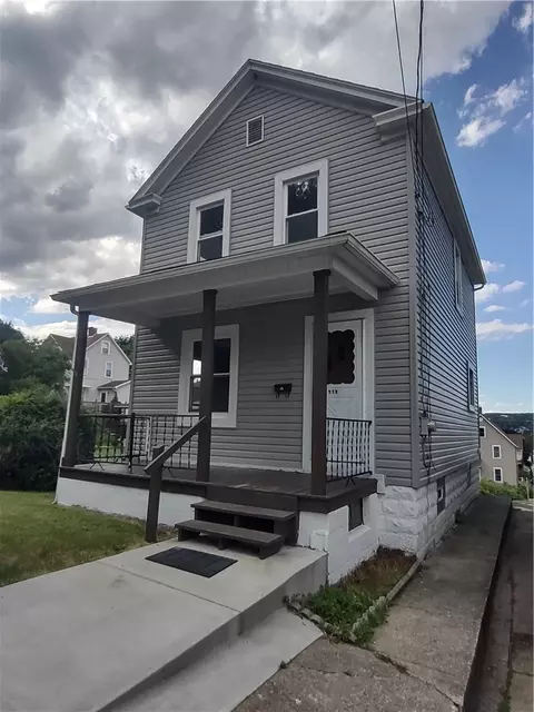 516 Division Ave, Ellwood City, PA 16117