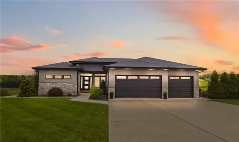 2079 Totteridge Dr, Greensburg, PA 15601
