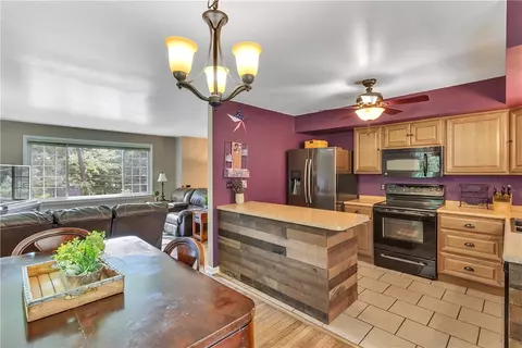 Kitchen - 267 Thorn Run Rd, Export, PA 15632 photo 2 of 4