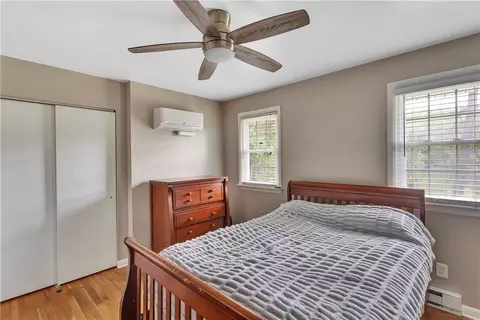 Bedroom - 267 Thorn Run Rd, Export, PA 15632 photo 4 of 7