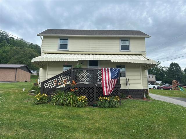 228 Union St, Dickerson Run, PA 15430