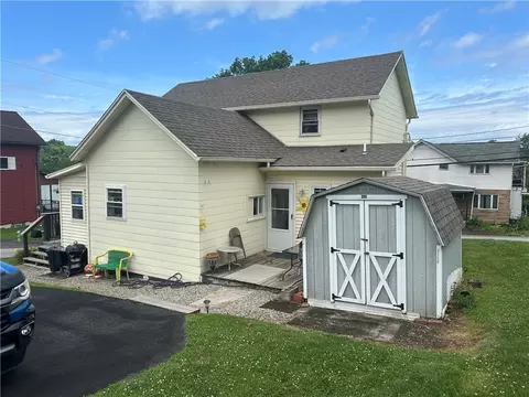 228 Union St, Dickerson Run, PA 15430 photo 3