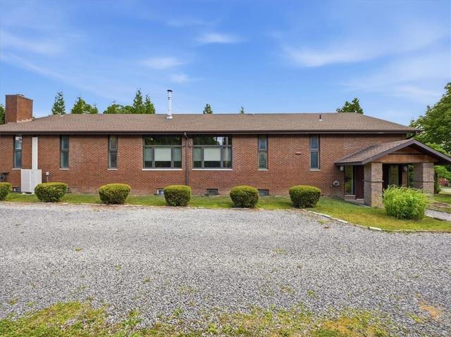 35 Coraopolis Rd, Coraopolis, PA 15108