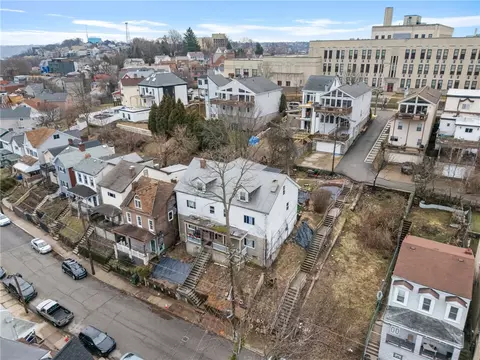 245-247 Natchez St, Pittsburgh, PA 15211