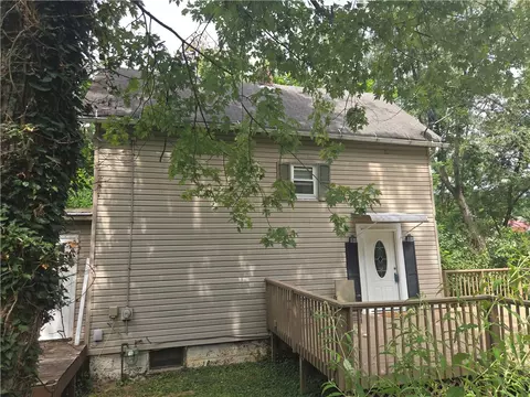 1115 W Penn St, Butler, PA 16001