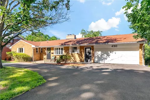 490 Old Clairton Rd, Pittsburgh, PA 15236