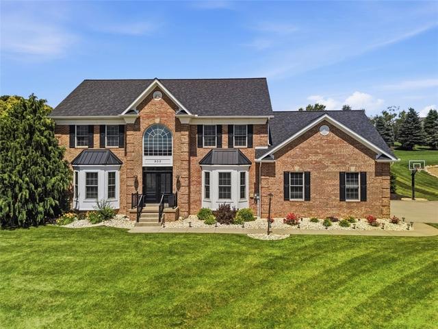 903 Gateway Cir, Greensburg, PA 15601
