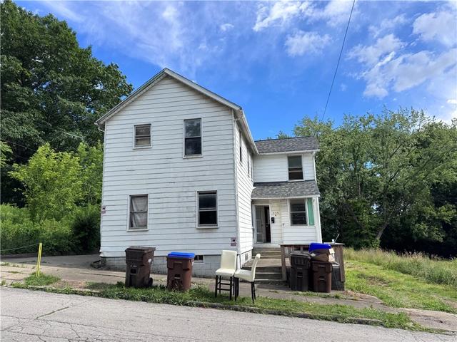 270 Liberty St, Sharon, PA 16146