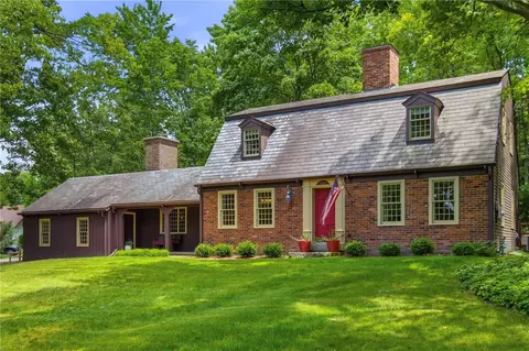 10580 Landau Dr, Wexford, PA 15090
