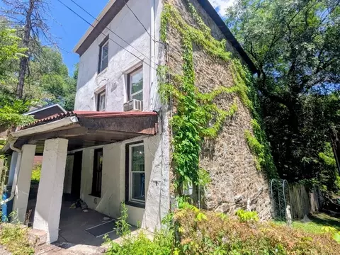 132 Leneake St, Turtle Creek, PA 15145