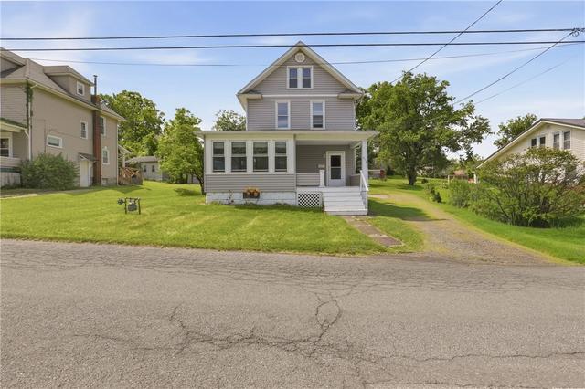 218 Beechwood St, Johnstown, PA 15904