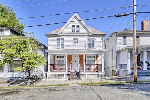 205 N 3rd, Jeannette, PA 15644