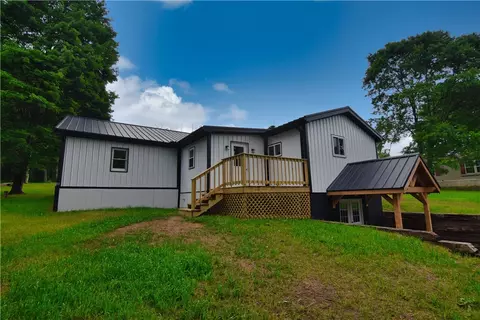 513 Russell Rd, Cooperstown, PA 16317