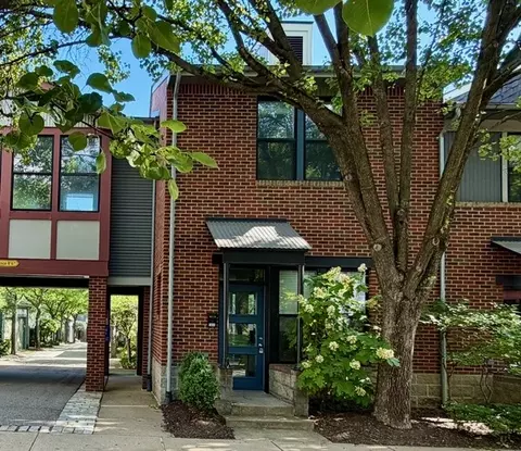 1611 Franklin Ct, Pittsburgh, PA 15203