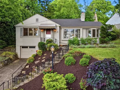 401 Neulon Ave, Pittsburgh, PA 15216
