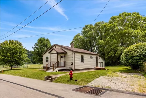 2 Frick St, Dunlevy, PA 15432