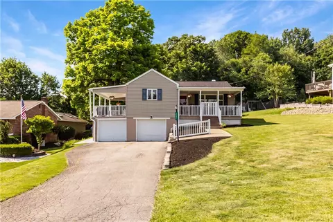 601 Jefferson St, Evans City, PA 16033