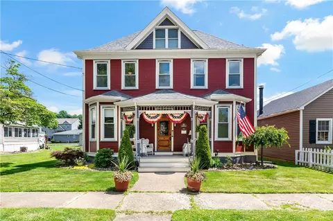 1004 Market St, Beaver, PA 15009