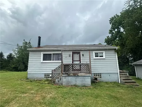301 Armstrong Ave, Avonmore, PA 15618