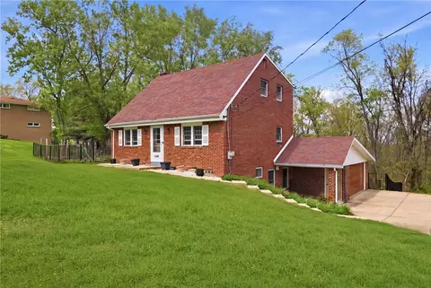 12309 Linshan Dr, Irwin, PA 15642