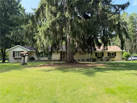 397 Hadley Rd, Greenville, PA 16125