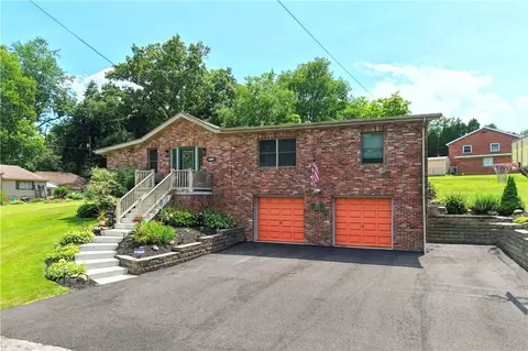 813 E Smithfield St, Greenock, PA 15047