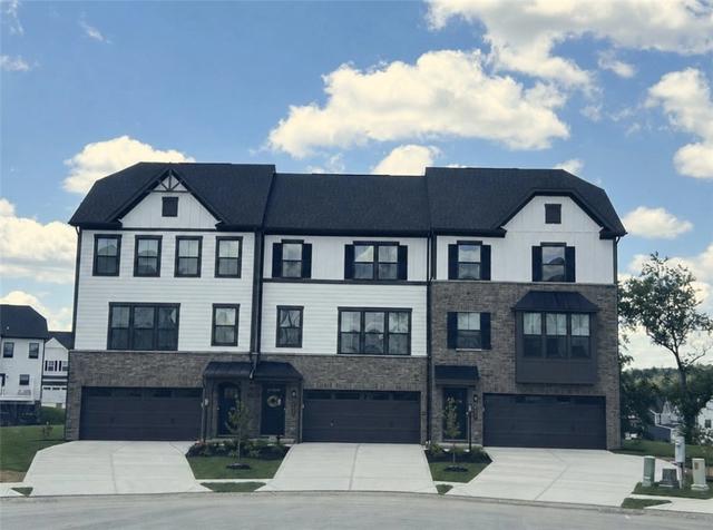 7012 Jones Ln, Mars, PA 16046