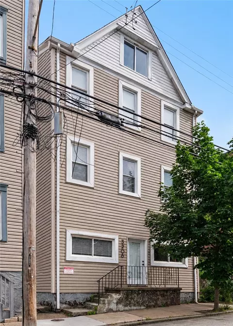 3206 Dobson St, Pittsburgh, PA 15219