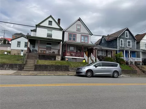 118 Mckean Ave, Donora, PA 15033