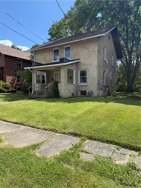 337-339 Shenango Blvd, Farrell, PA 16121