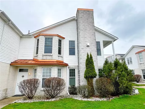 248 Adams Pointe Blvd #7, Mars, PA 16046