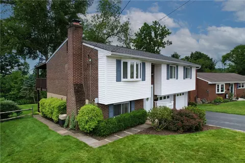 1484 Loretta Dr, Pittsburgh, PA 15235