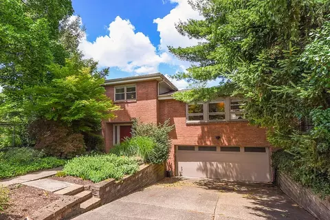 300 S Lang Ave, Pittsburgh, PA 15208