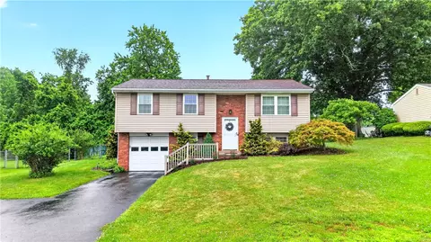 221 Navaho, Greensburg, PA 15601