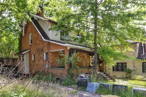 1529 Marie St, Pittsburgh, PA 15221