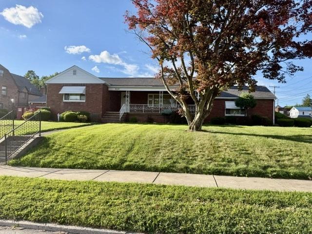 319 Sumner Ave, New Castle, PA 16105