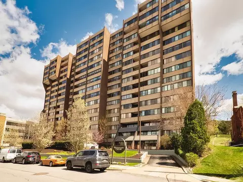 750 Washington #1405, Pittsburgh, PA 15228